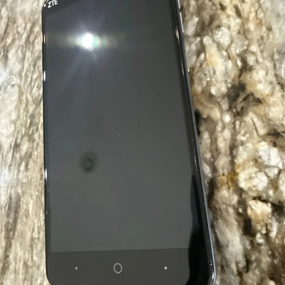 ZTE Z983 Blade X Max LTE-A ~ Works